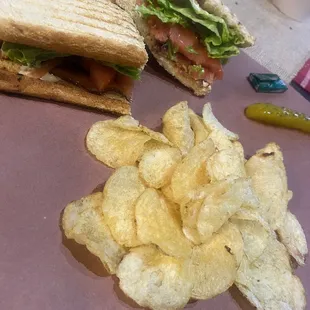 BLT