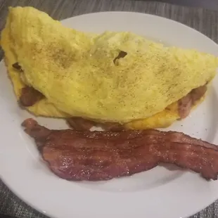 Egg omelet