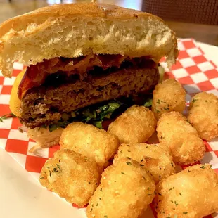 Bacon cheeseburger &amp; tots