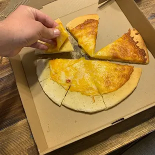 Cheese pizza