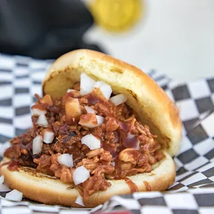 Vegan BBQ sandwich  IG: @the.weekend.foodie