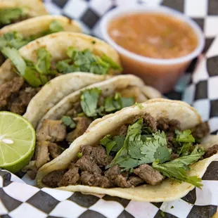 Mini Tacos  IG: @the.weekend.foodie