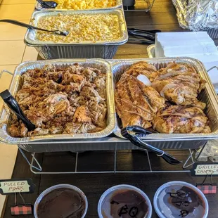 Pulled pork, chicken, cheesy corn, mac n cheese