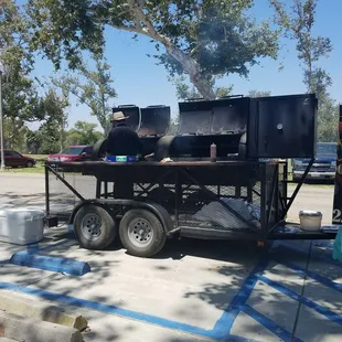 This is the grill the came with. Impressive