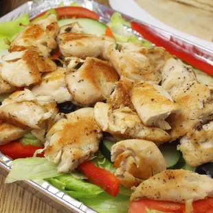 Grilled chicken salad (also available with buffalo sauce)