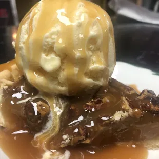 Pecan Pie with Ice Cream