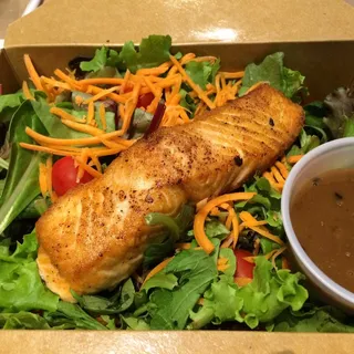 Grilled Salmon Salad