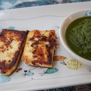 Paneer with cilantro chutney