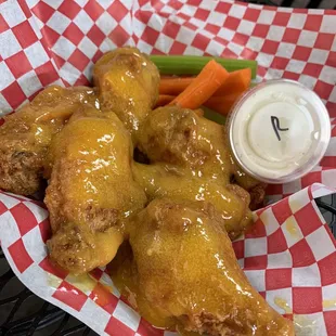 Goliath Wings (6)