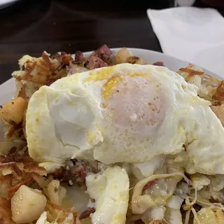 Corned Beef Hash Skillet