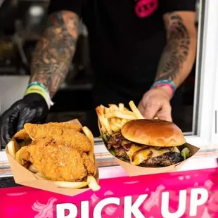Cali Vibes Festival Long Beach CA,  Tenders &amp; Boss Hog Burger