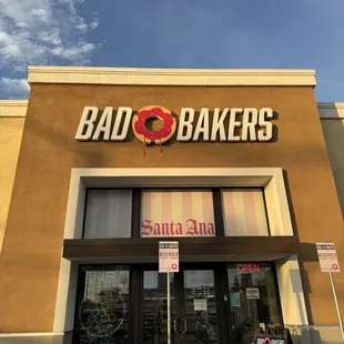 Donut shop store front 12.22.24