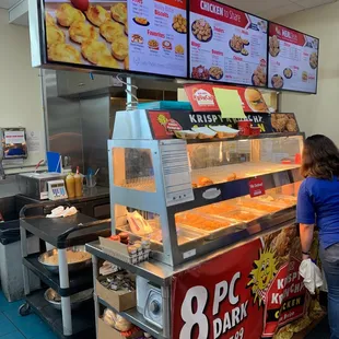 Bad buds gas station but here for the Krispy Krunch Chicken.