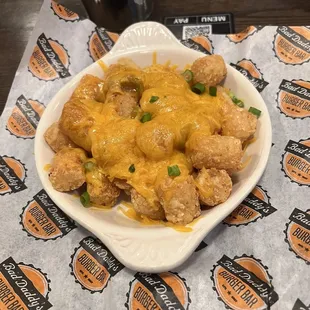 Green chili tots