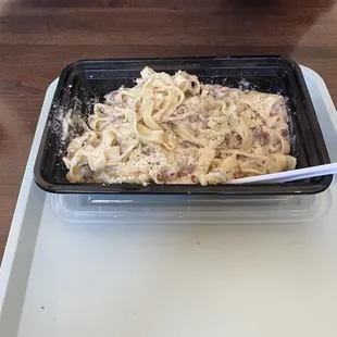 Fettuccine Alfredo with bacon