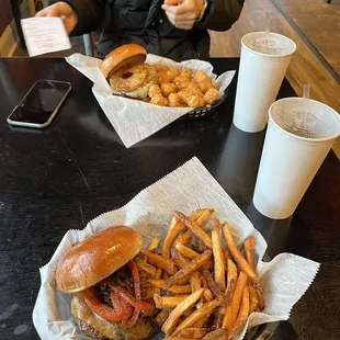 The Cajun Burger, Pineapple Burger