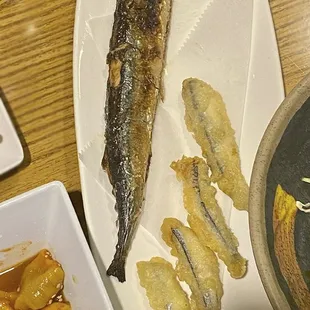 fried fishes