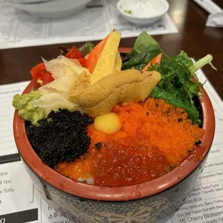 Albop (assortment of fish roe over rice)