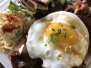 Da Ultimate Grindz Hawaii