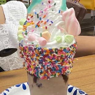 Surprise shake