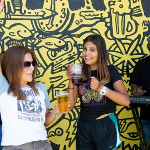 Family Friendly &amp; Fun - Live Music