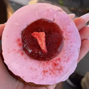 Vegan Strawberry Donut is amazing!