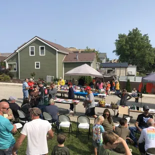 MS Butt Kicker Benefit. Angela Tollmann recipient