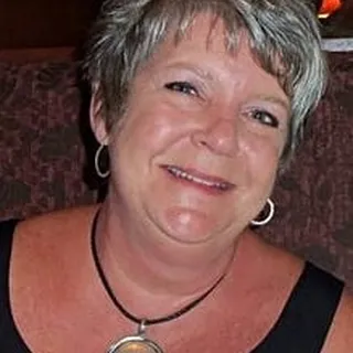Lisa R.