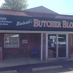 Next to the Dairy Cove ice cream place on rte. 46 just inside Trumbull County line coming from Austintown