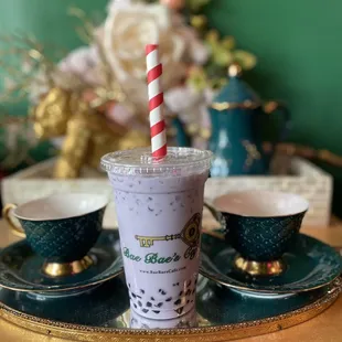 Taro milk tea with tapioca