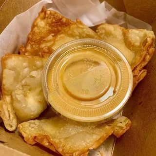Garlic Cheese Wontons