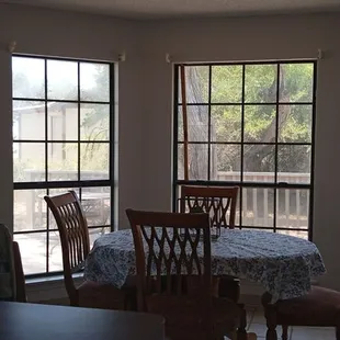 Dinning area in main house at Baffin Bay Inn