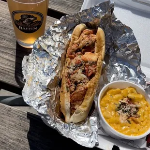 Can you say LOVE....I mean LOBSTER ROLL!