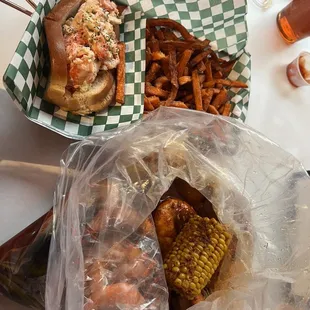 Maine Style Lobster Roll &amp; Combo 1