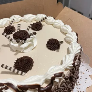 Chocolate mocha 10&apos;&apos; Cakes