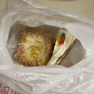Carrot Cake Slice