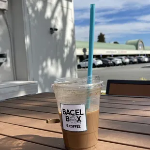 Iced latte 16oz