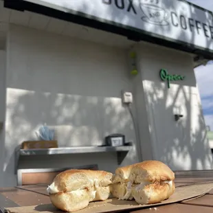 Plain bagel cream cheese