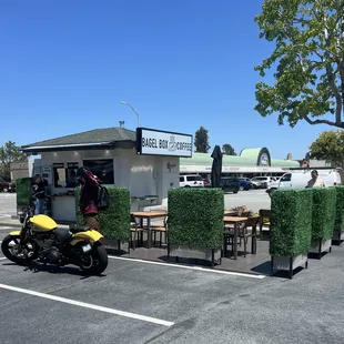 New outdoor seating!