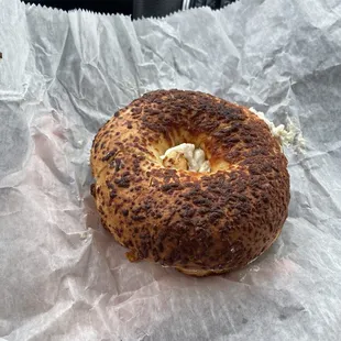 Toasted Asiago bagel with garlic &amp; herb schmear