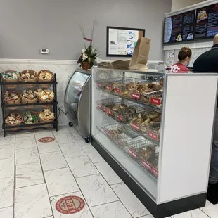 sushi and sashimi, interior