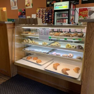 interior, donuts