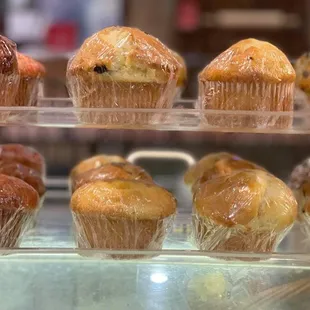 a display of muffins