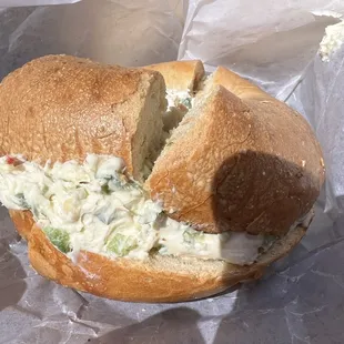 a bagel sandwich