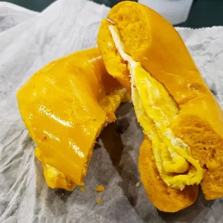 Egg on a Bagel