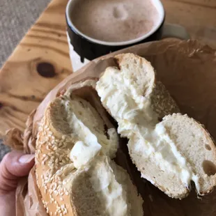 Sesame seed with fluffy cream cheese