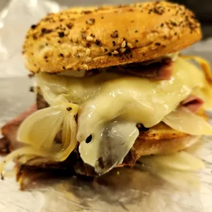 Roastbeef with melted Swiss Cheese and Caramalized white Onion.