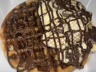 Holey Moley Bagel Shop