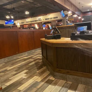 sushi and sashimi, interior