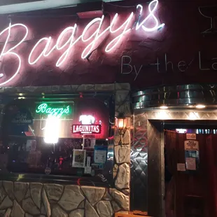 The entrance to Baggy's